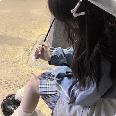 女子高中生